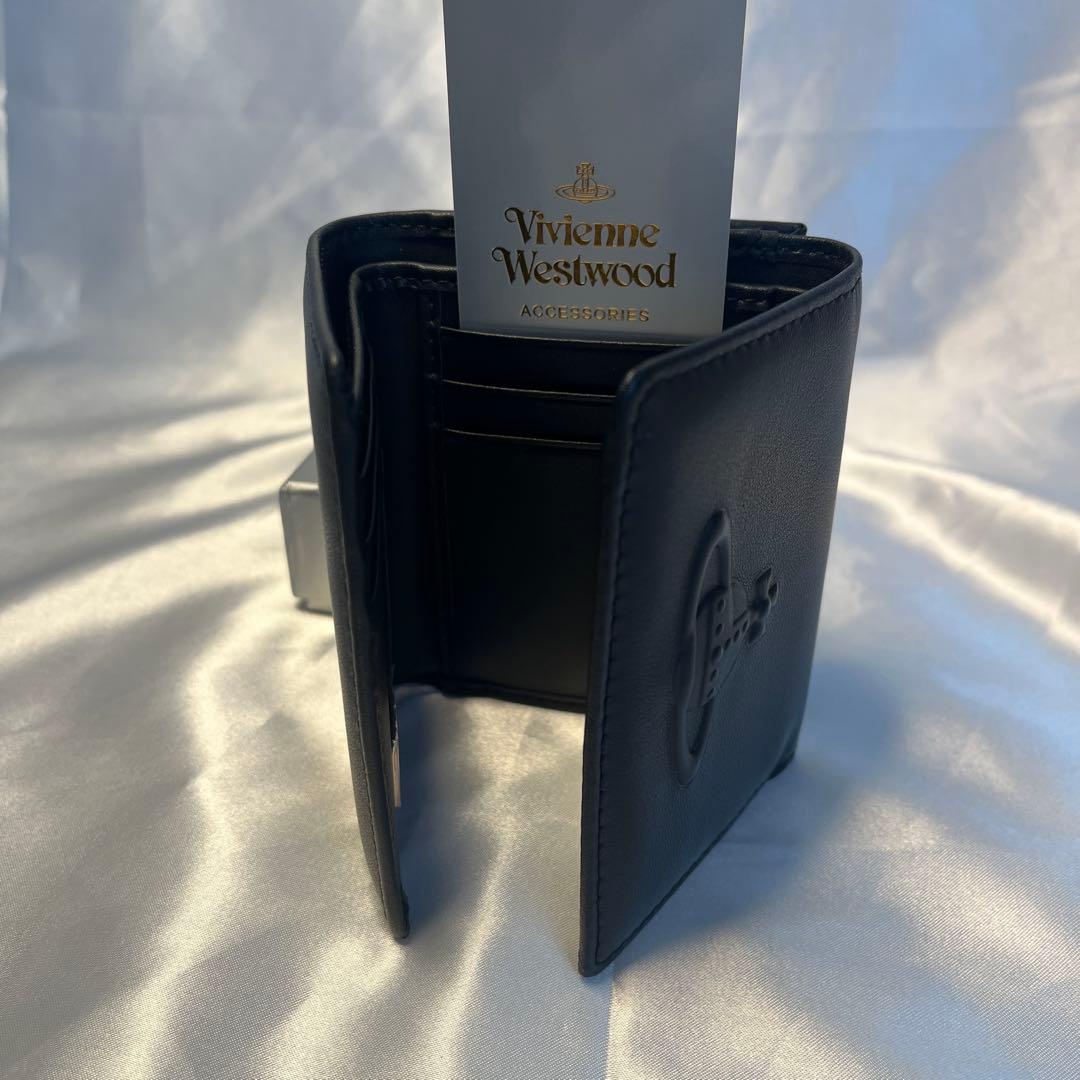 新品 Vivienne Westwood マット黒 三つ折り財布 大人気
