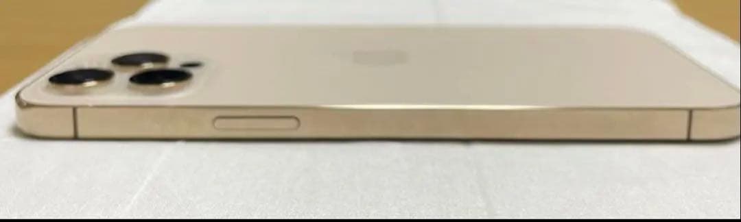 【美品】Apple iPhone 12 ProMax ゴールド 本体