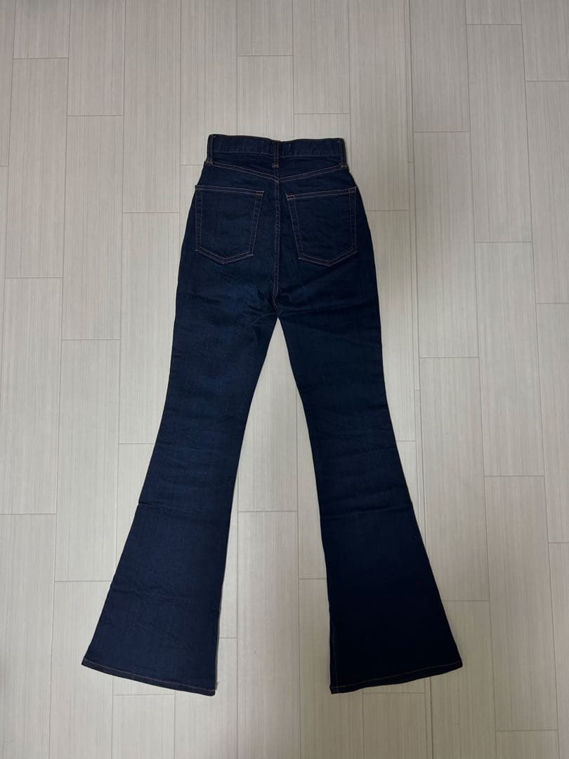 パンツ MOUSSY HW Rebirth FLARE 23inch