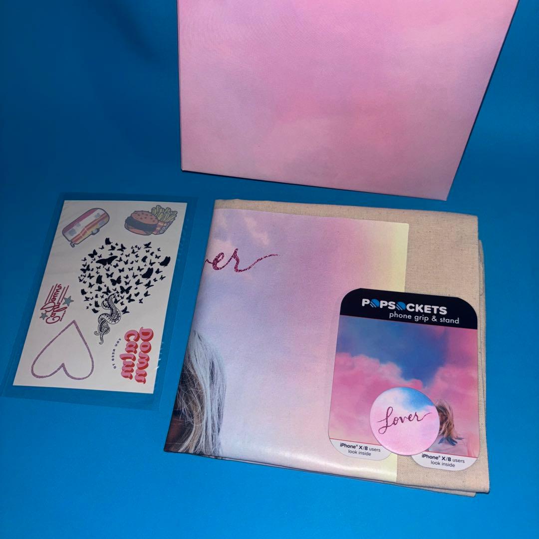 Taylor swift lover deluxe box テイラースウィフト
