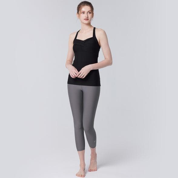 最新モデル　easy yoga Cアーチバックトップス 新品未開封ルルレモン