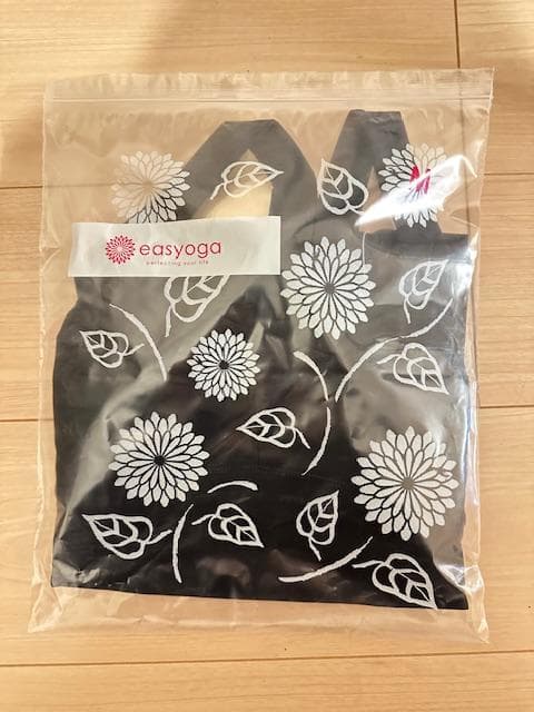 最新モデル　easy yoga Cアーチバックトップス 新品未開封ルルレモン