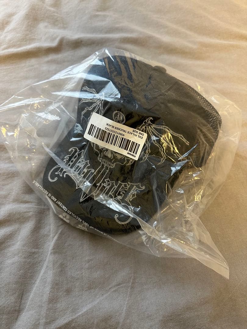 【ほぼ新品】EVIL PALACE TRUCKER BLUCK MESH