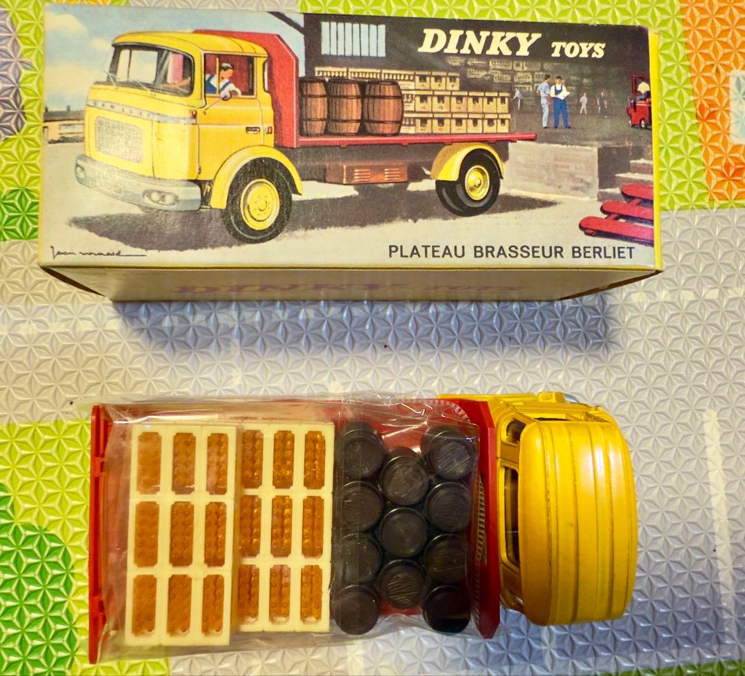 DINKY TOYS FRANCE - 588 - mint レア