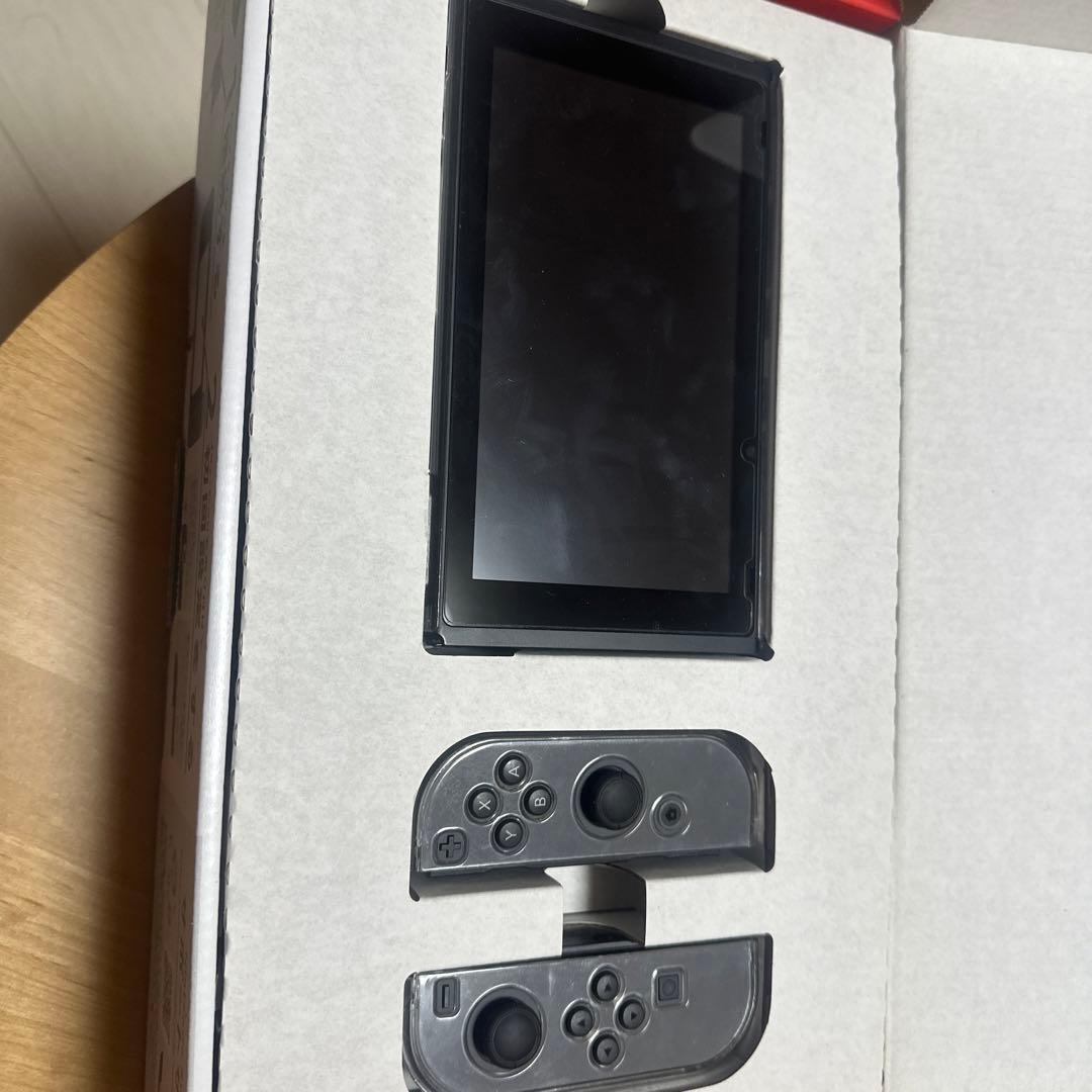 Nintendo Switch 本体 カバー保護フィルム付き