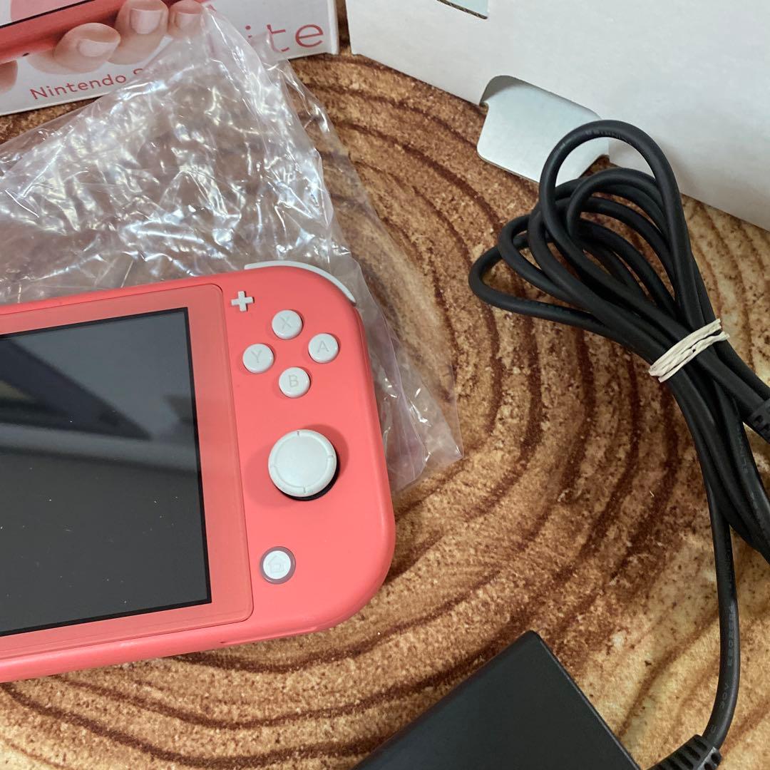 Nintendo Switch Lite ピンク本体