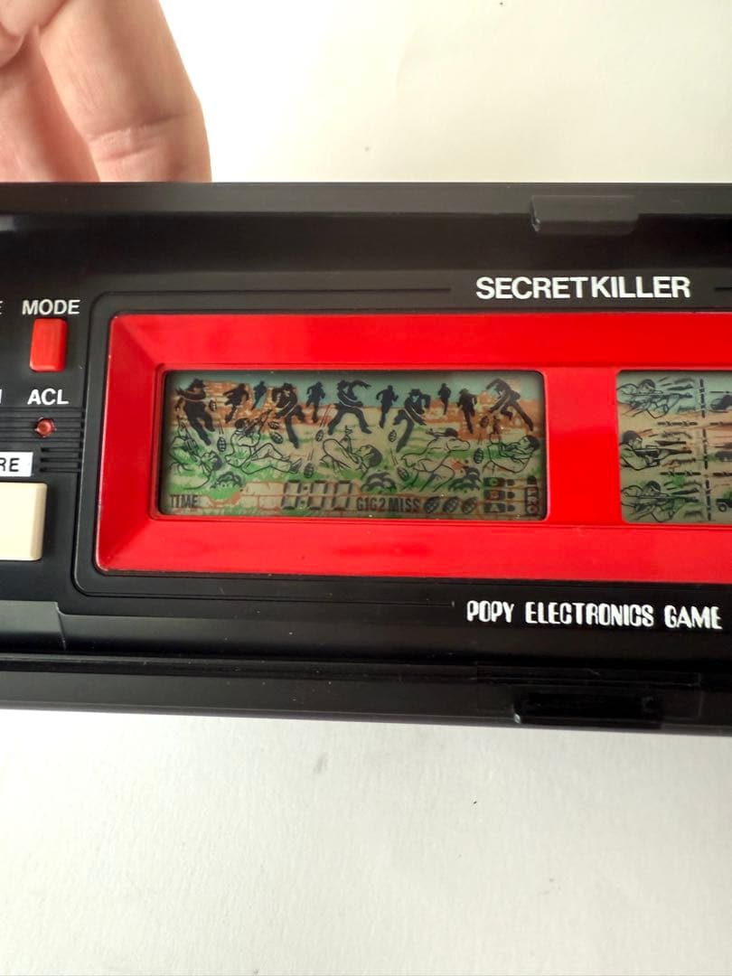 動作品 ポピー ゴルゴ13 シークレットキラー 　レトロ LCDゲーム 携帯型