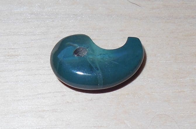 ★専用品★天然石 出雲 碧玉 出雲石 青瑪瑙 勾玉 2cmと1.5cm2個の3個