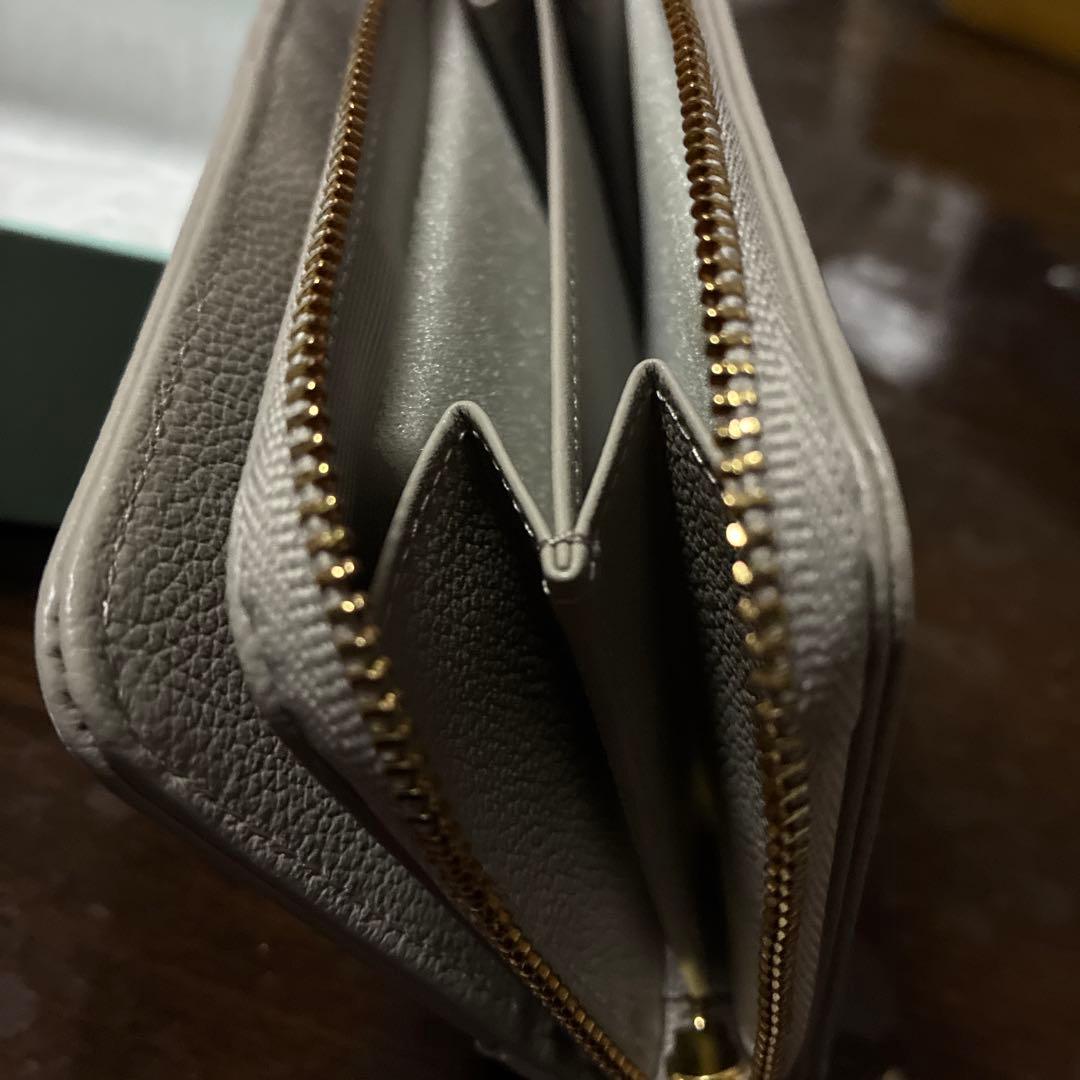 【新品】Samantha Thavasa 二つ折り財布 ライトグレー