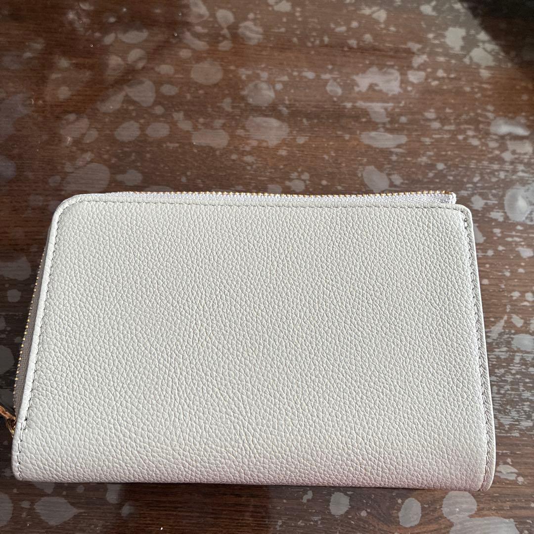 【新品】Samantha Thavasa 二つ折り財布 ライトグレー