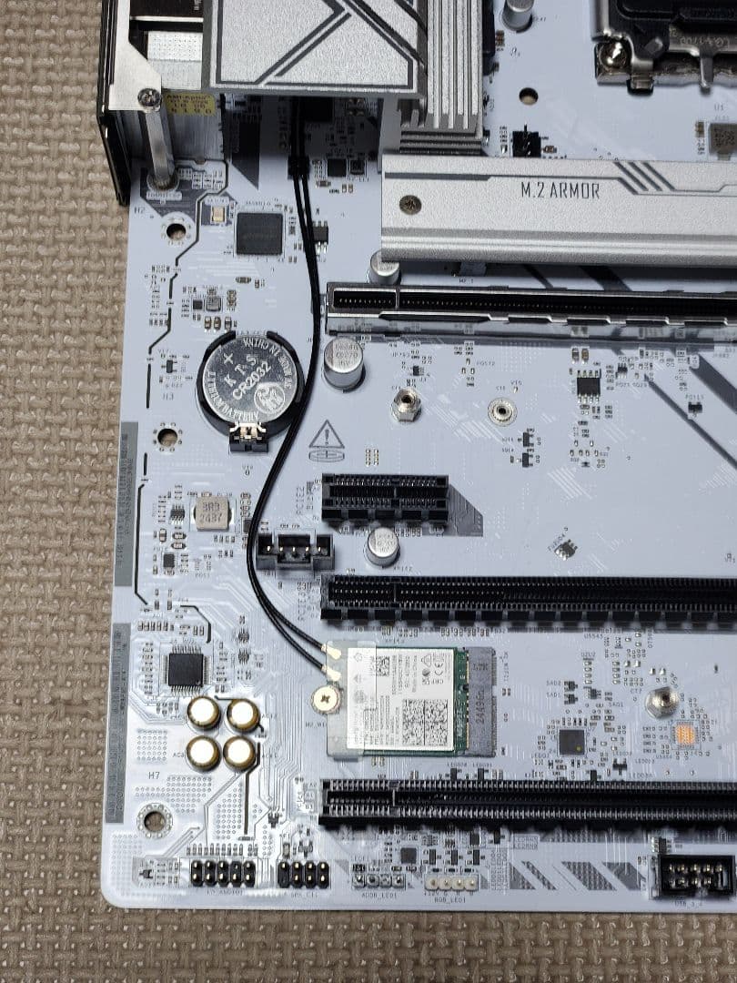 ASRock B760 PRO RS/D4 WiFi White マザーボード