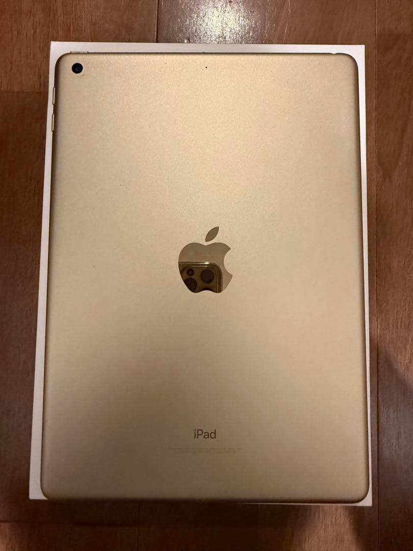 iPad Wi-Fiモデル　第7世代　128G 画面ひび割れあり