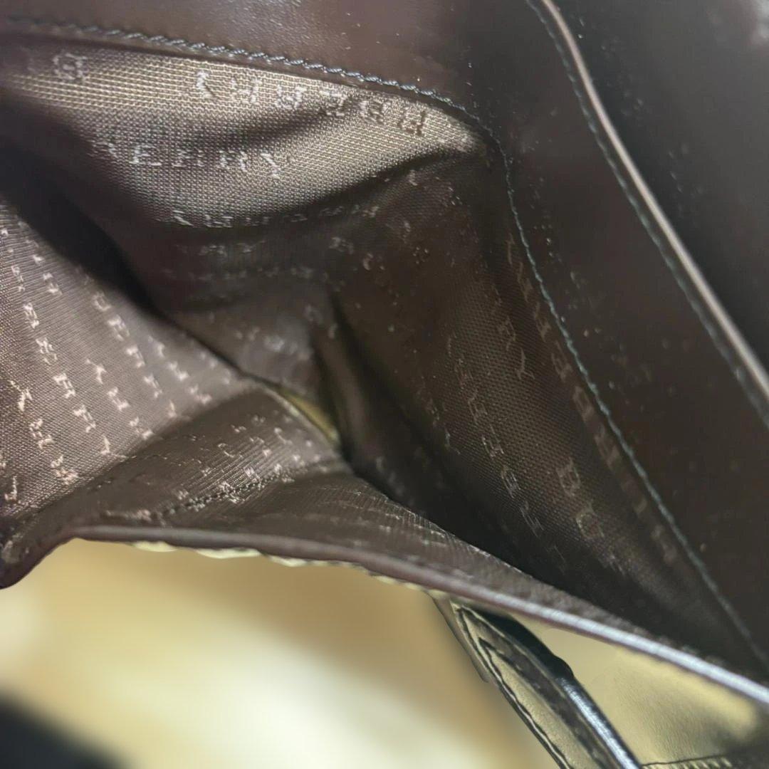 Burberry　バーバリー　ノバチェック　二つ折り財布　ブラウン　ベージュ