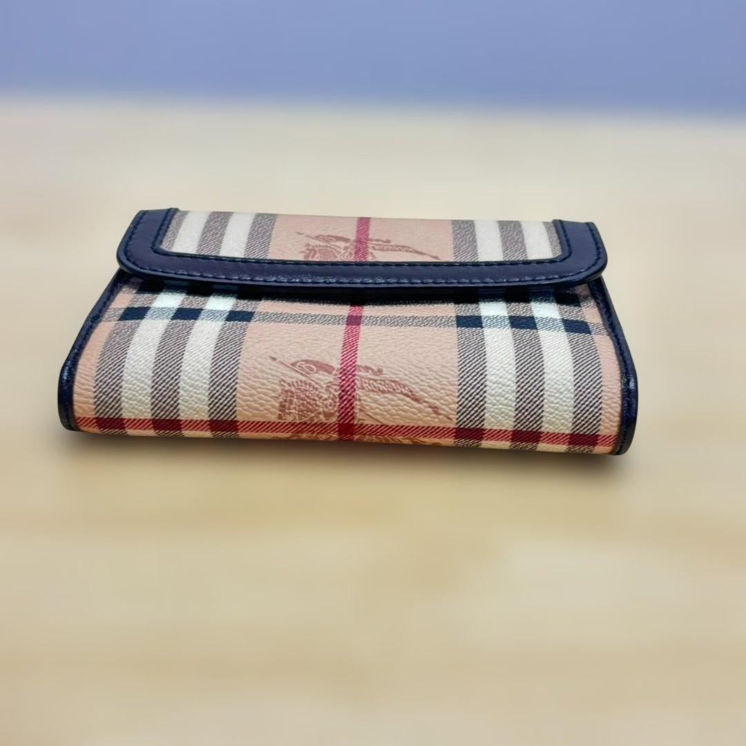 Burberry　バーバリー　ノバチェック　二つ折り財布　ブラウン　ベージュ