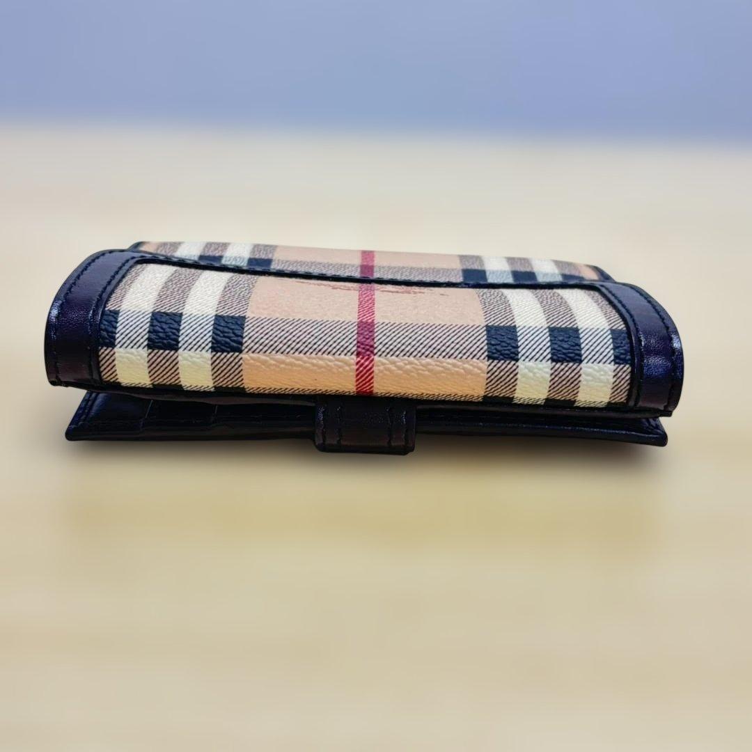 Burberry　バーバリー　ノバチェック　二つ折り財布　ブラウン　ベージュ