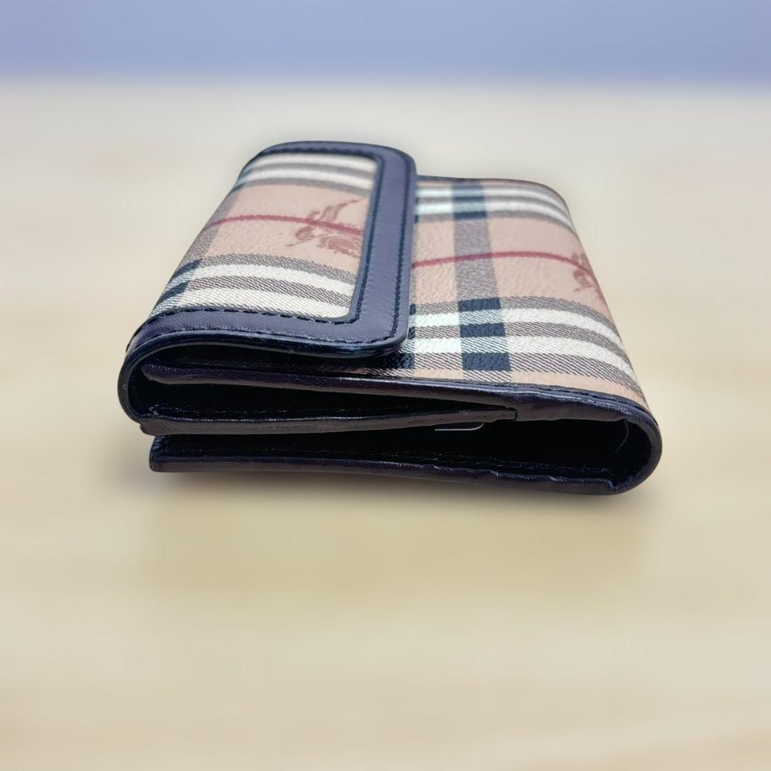 Burberry　バーバリー　ノバチェック　二つ折り財布　ブラウン　ベージュ