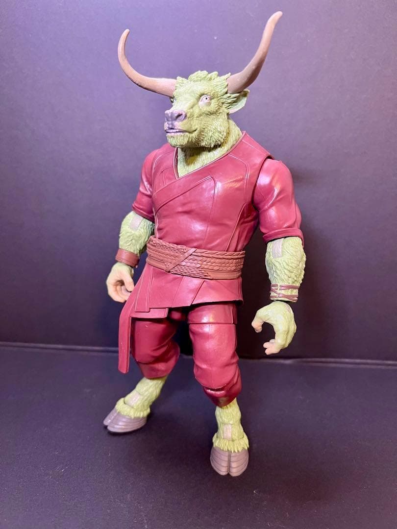 リントラ ビルド フィギュア マーベル レジェンド