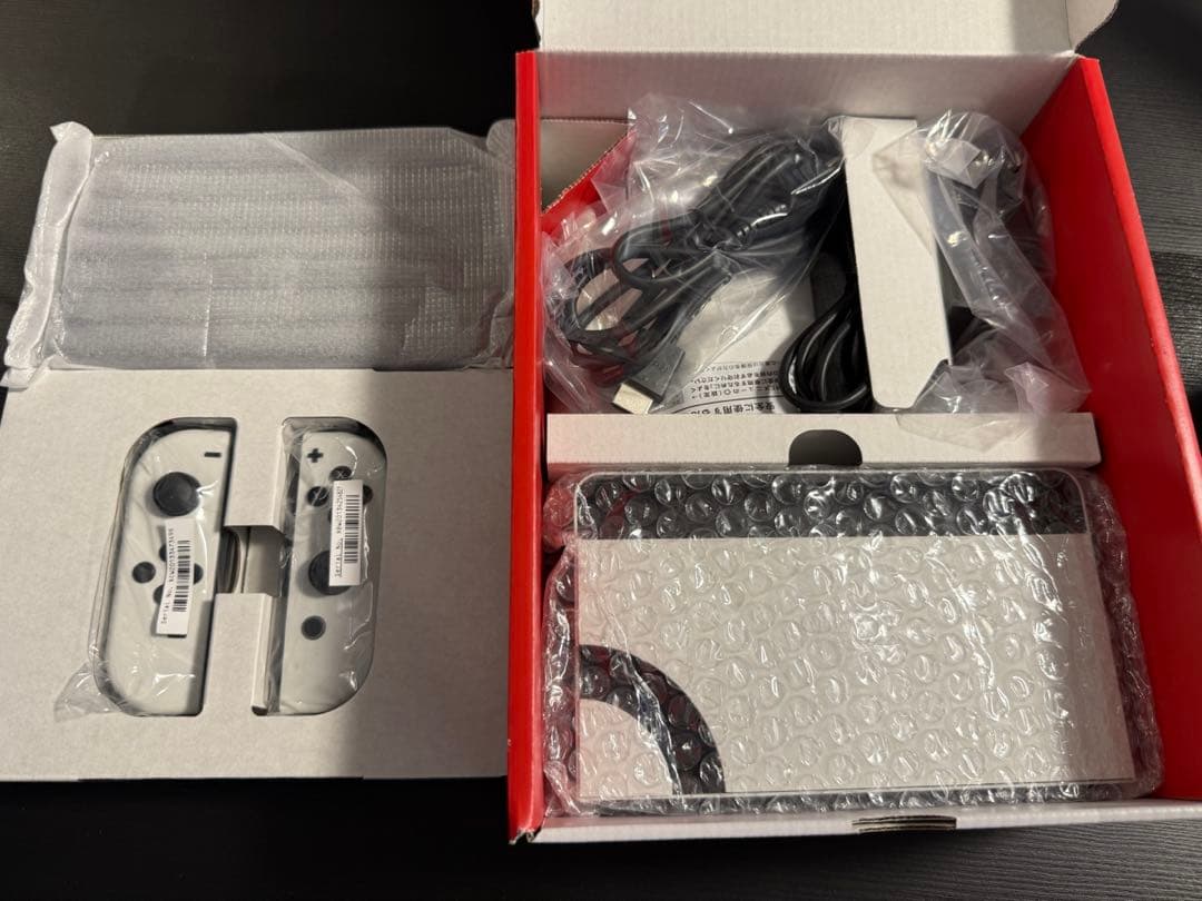 Nintendo Switch OLEDモデル ホワイト
