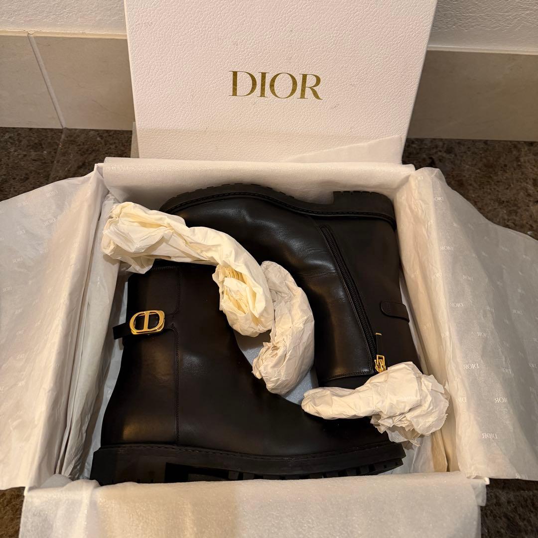 再値下げ！美品　Dior ブラックショートブーツ　レザー
