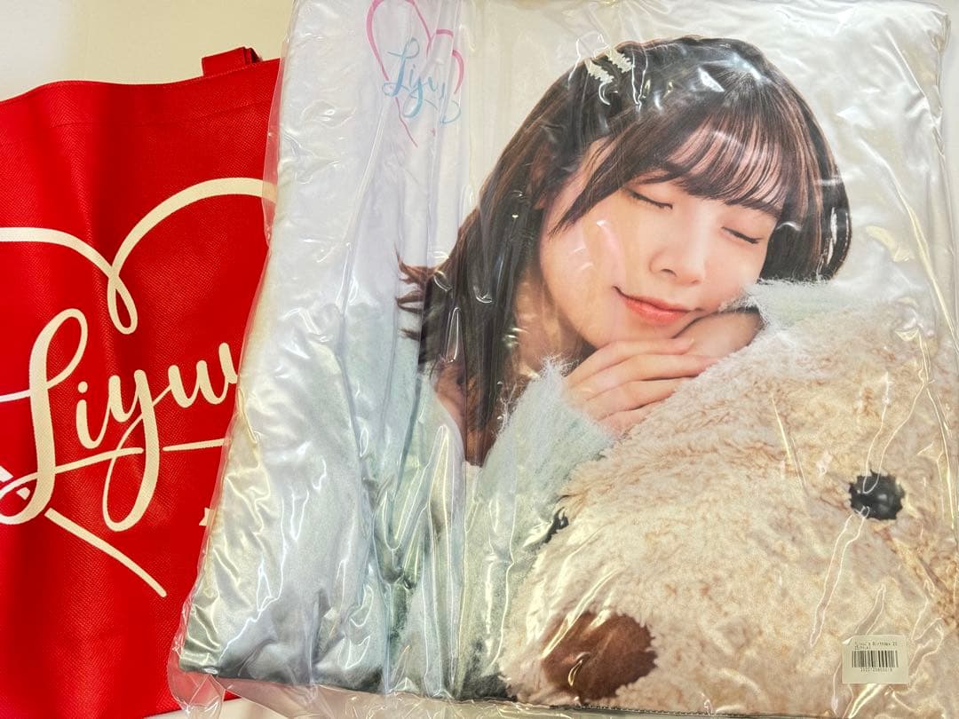 Liyuu サイン入りチェキ グッズまとめ売り