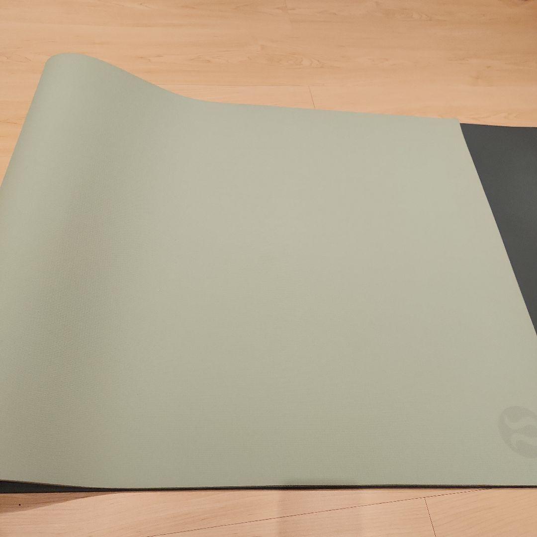 【最終価格】Lululemon ヨガマット ５ミリ
