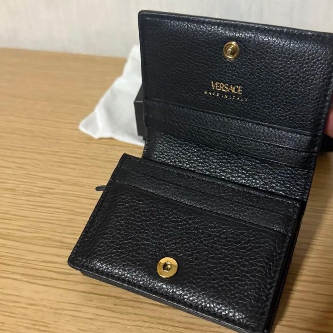 VERSACE ブラック 二つ折り財布　ベルサーチ