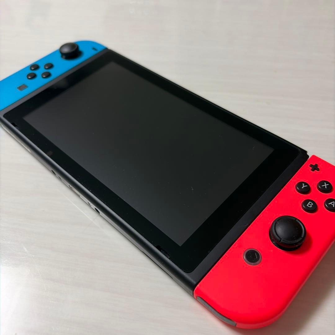 【良品】Nintendo Switch 本体 ネオンブルー・レッド