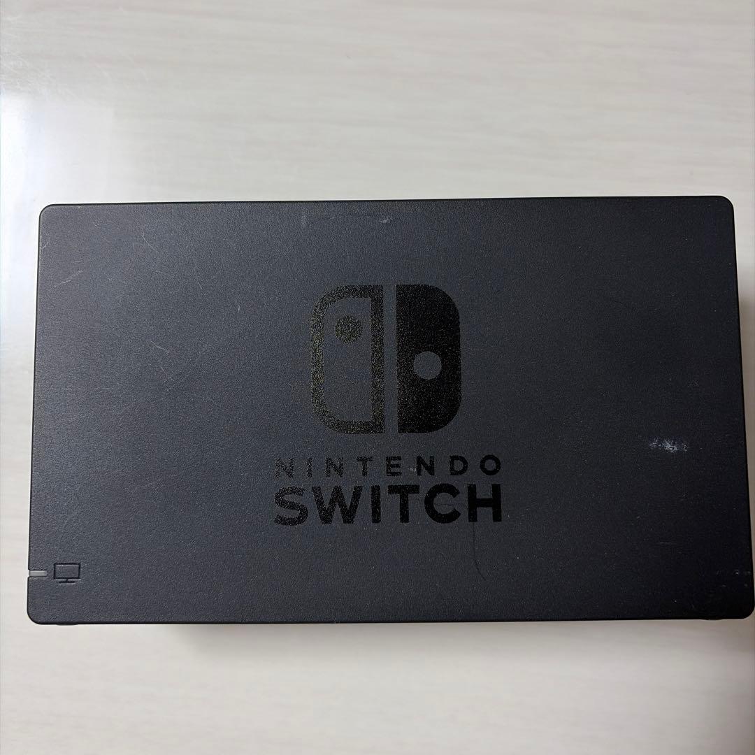 【良品】Nintendo Switch 本体 ネオンブルー・レッド