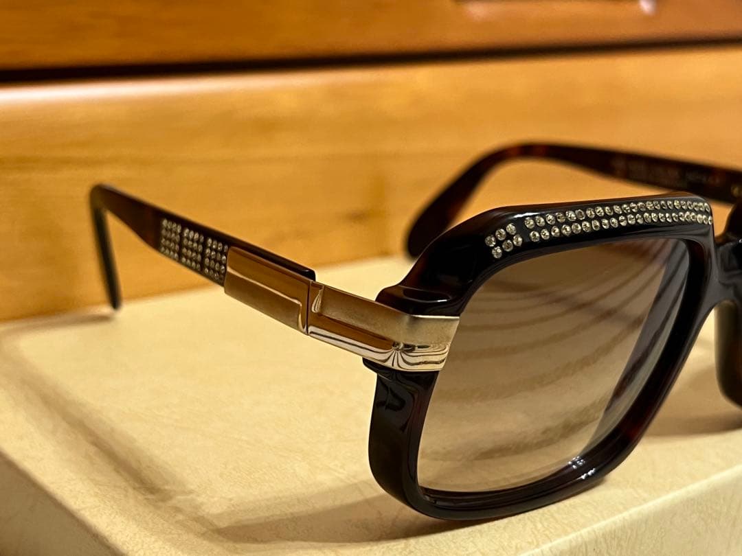 CAZAL607 Crystals limited Edition 限定品