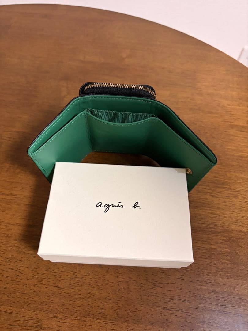 agnès b. ブラック 三つ折り財布