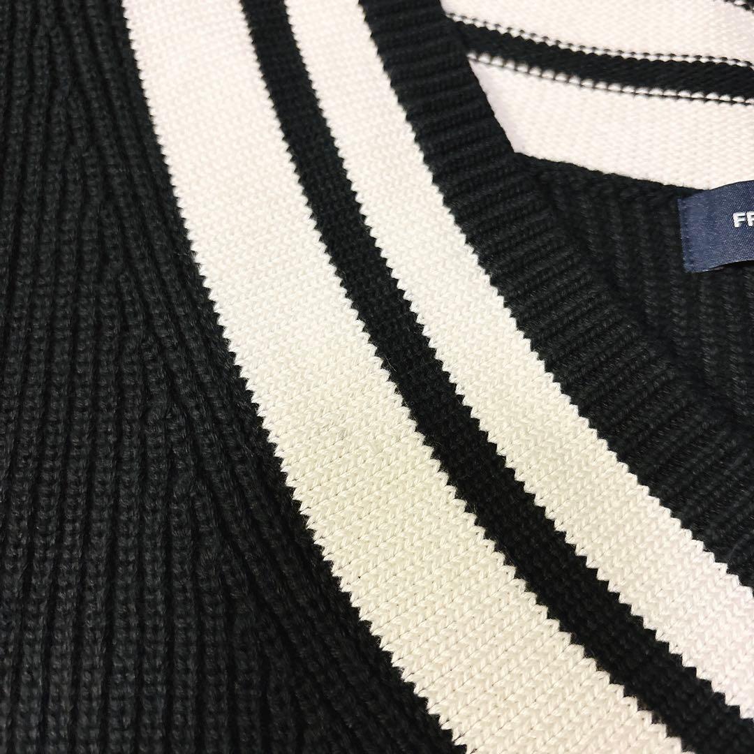 【美品】 フレッドペリー ストライプ トリム Vネック タンク ベスト 黒