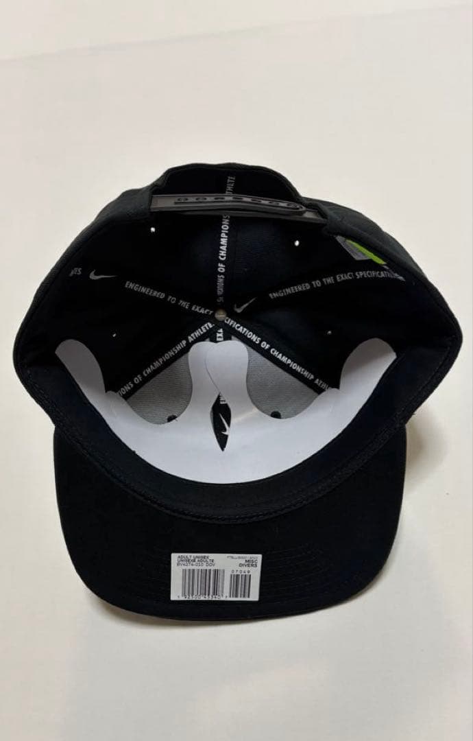 新品未使用 NIKE ナイキ パリ・サンジェルマン キャップ