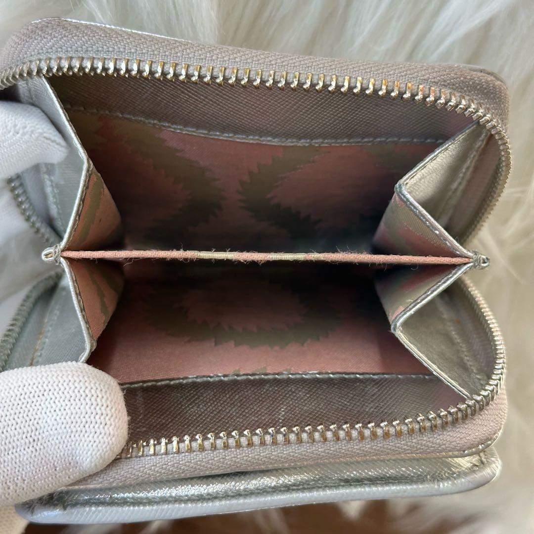 Vivienne Westwood 二つ折り財布シルバー