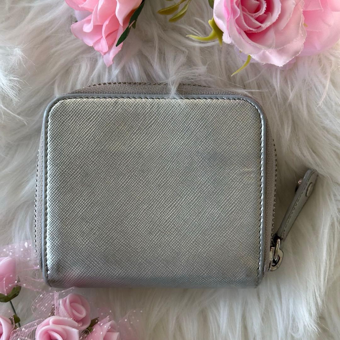 Vivienne Westwood 二つ折り財布シルバー
