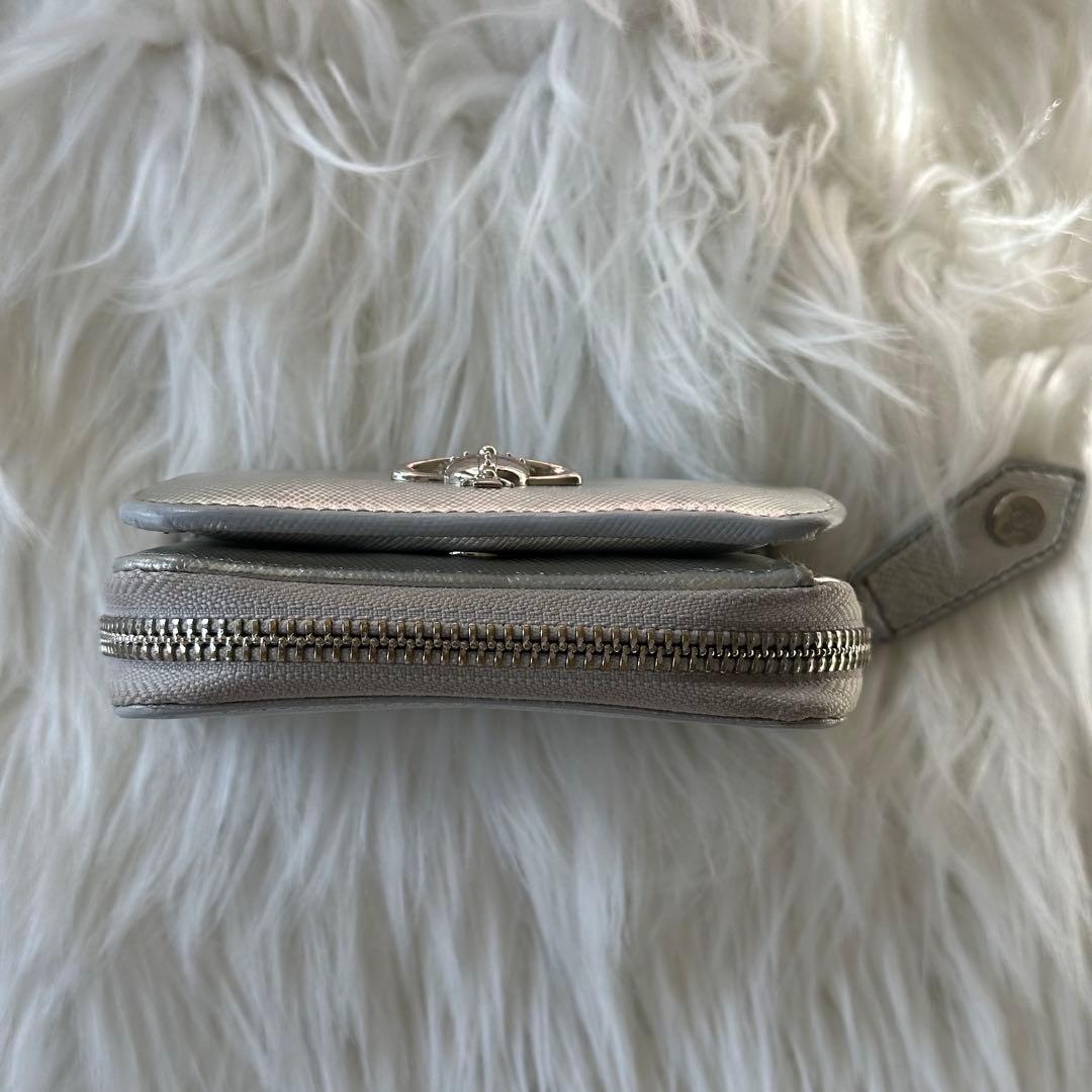 Vivienne Westwood 二つ折り財布シルバー