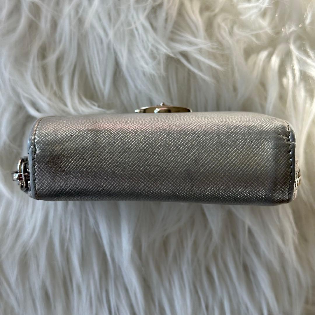 Vivienne Westwood 二つ折り財布シルバー