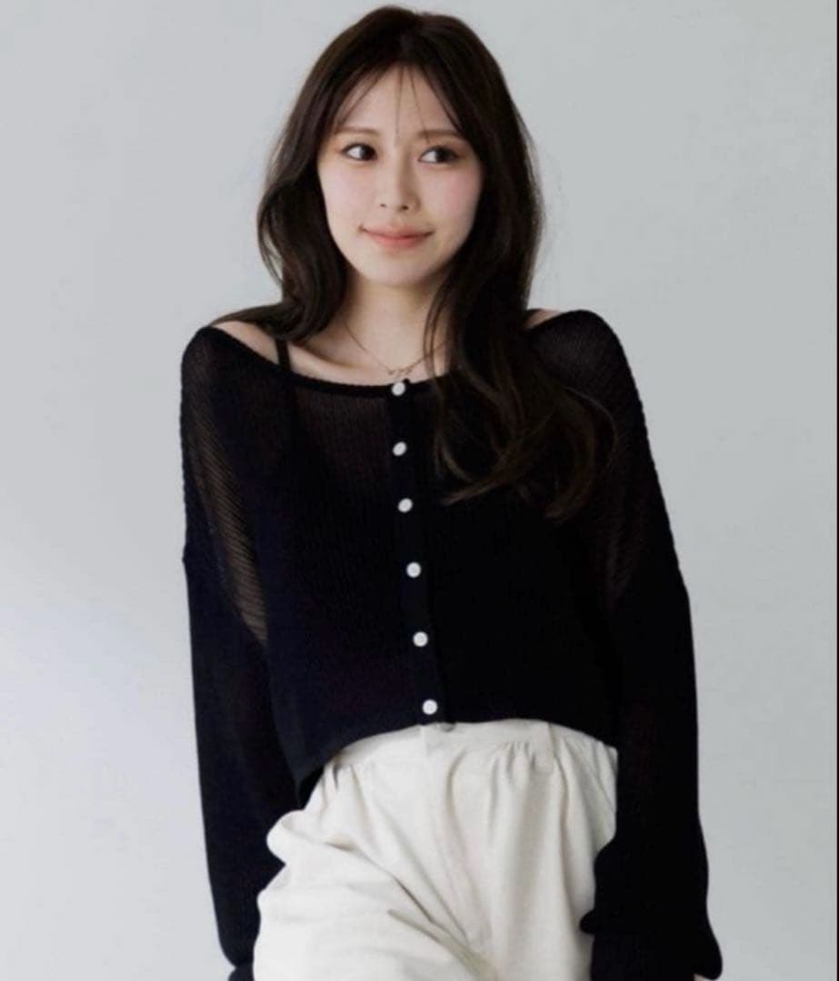 SENEE クロップドシアーカーディガン　ブラック セニー