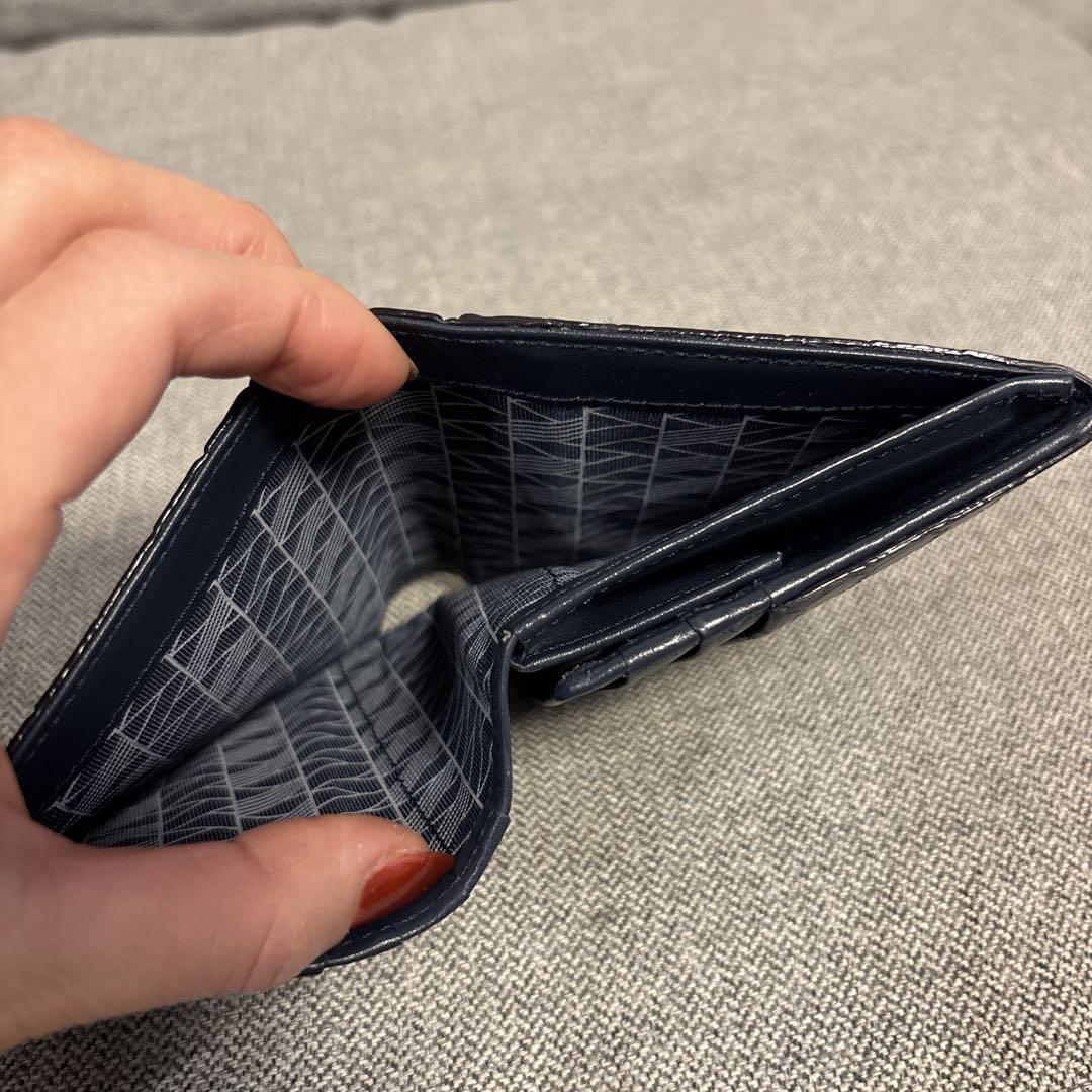【美品】ANTEPRIMA 二つ折り財布　クロコ調