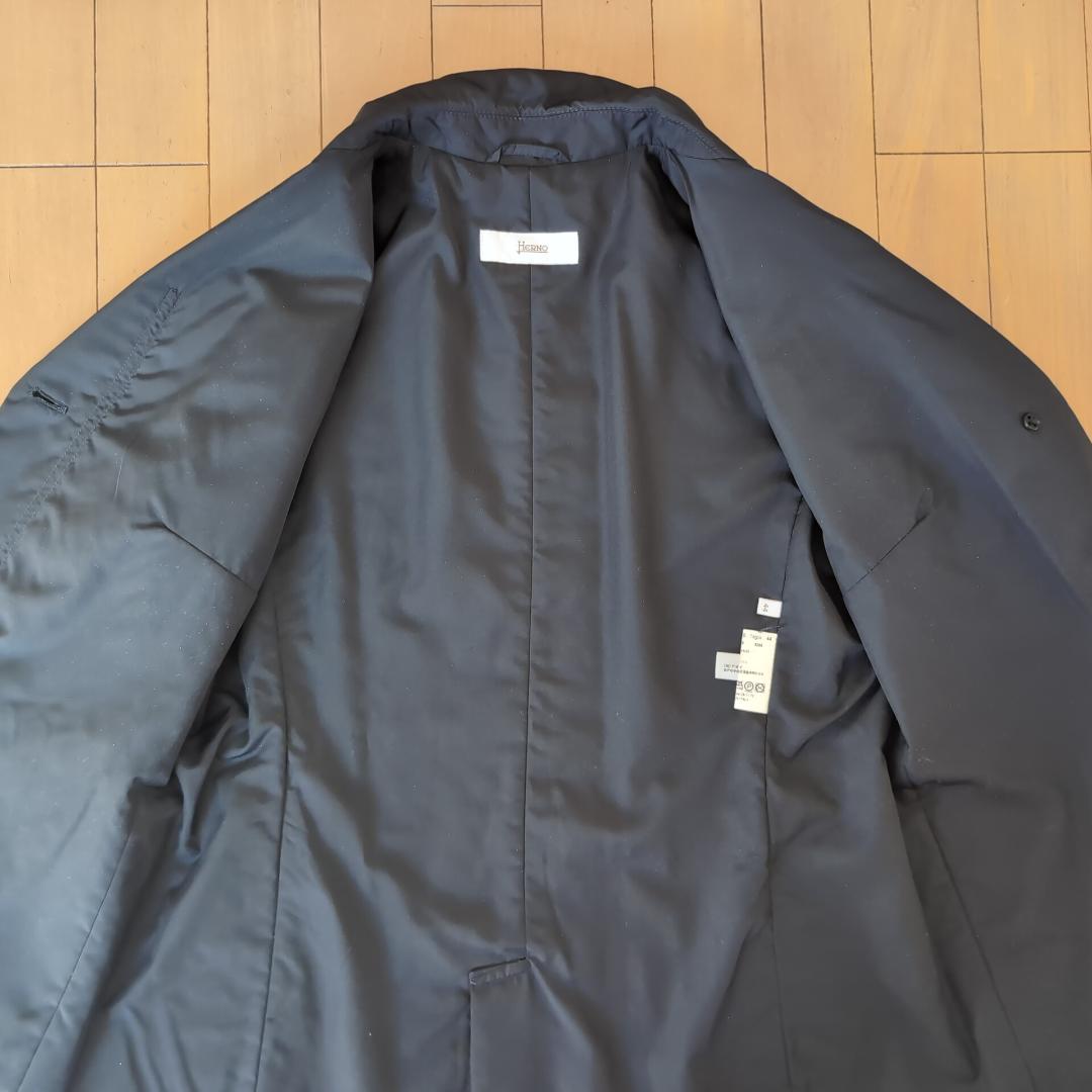 美品 HERNO ヘルノ 軽量ナイロンコート 44(L相当) 黒 n45