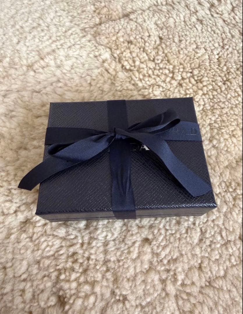 PRADA 三つ折り財布 ブラック