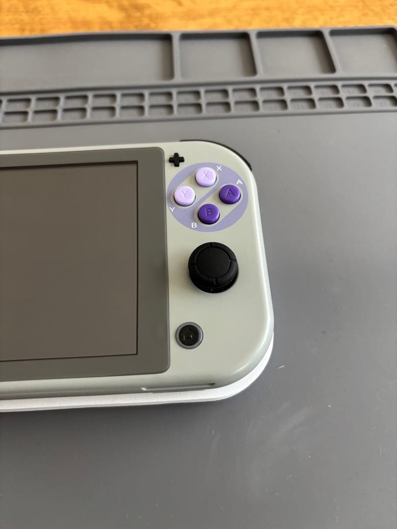 Nintendo Switch Lite本体　カスタム品　海外版スーファミ仕様
