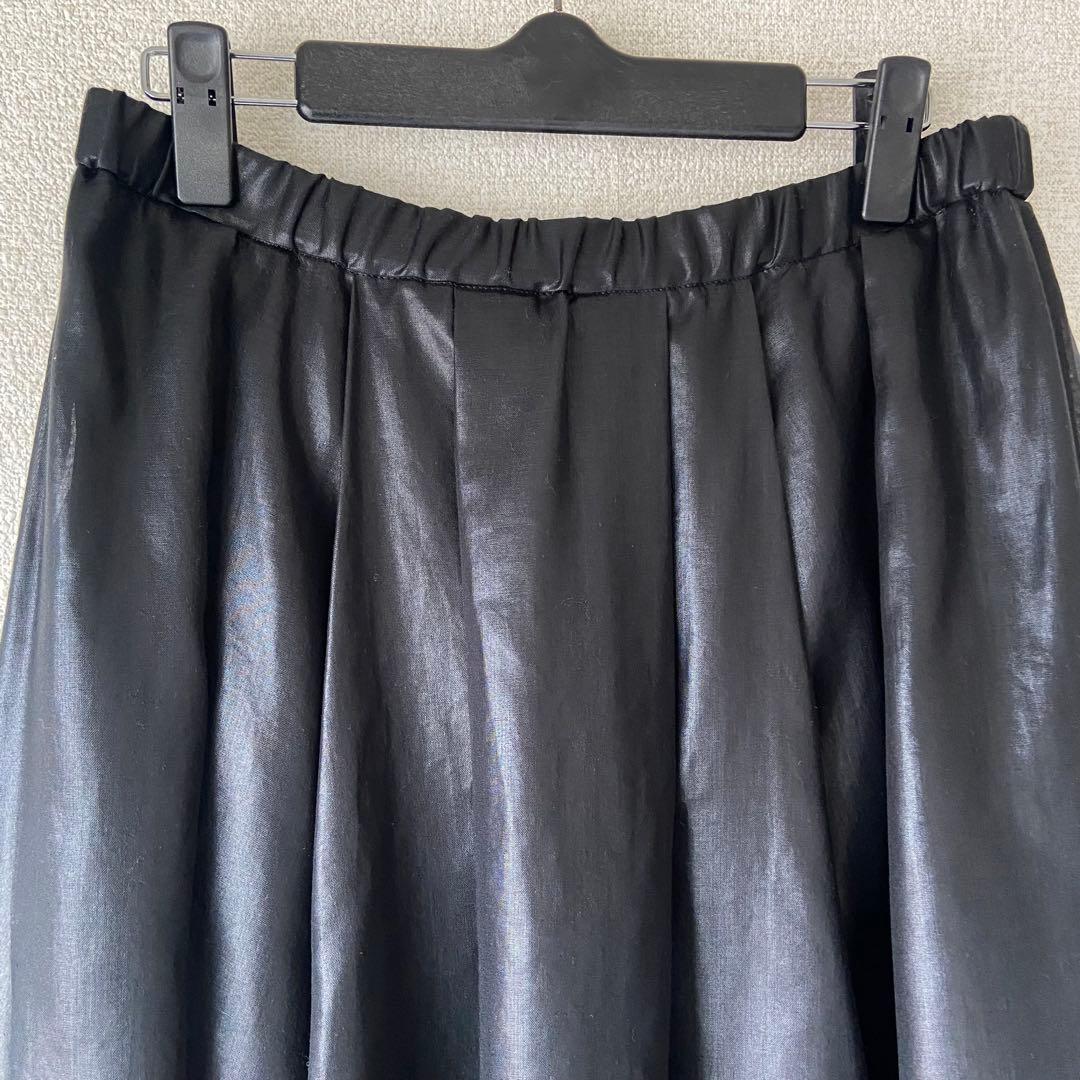 大きいサイズ 23区 グロッシーボイルタックスカート　44 黒　ブラック