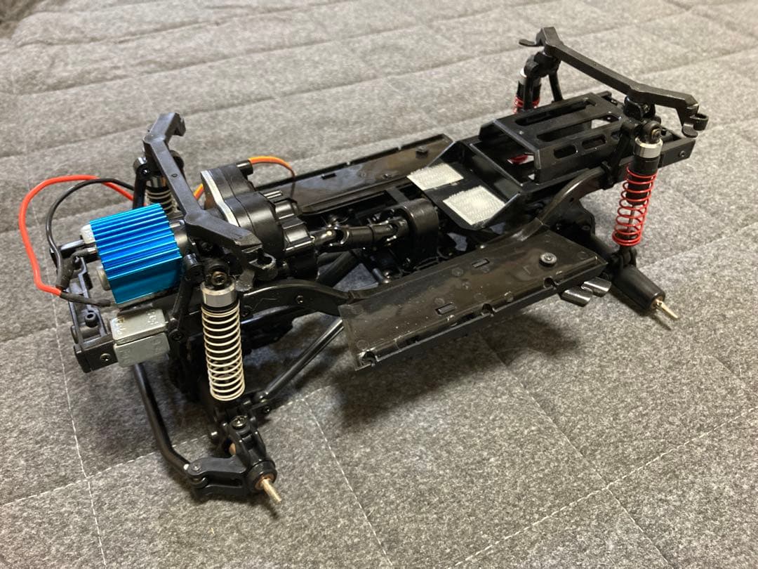 オフロードRCカー 中華製 NK-86K オリーブグリーンジャンク品