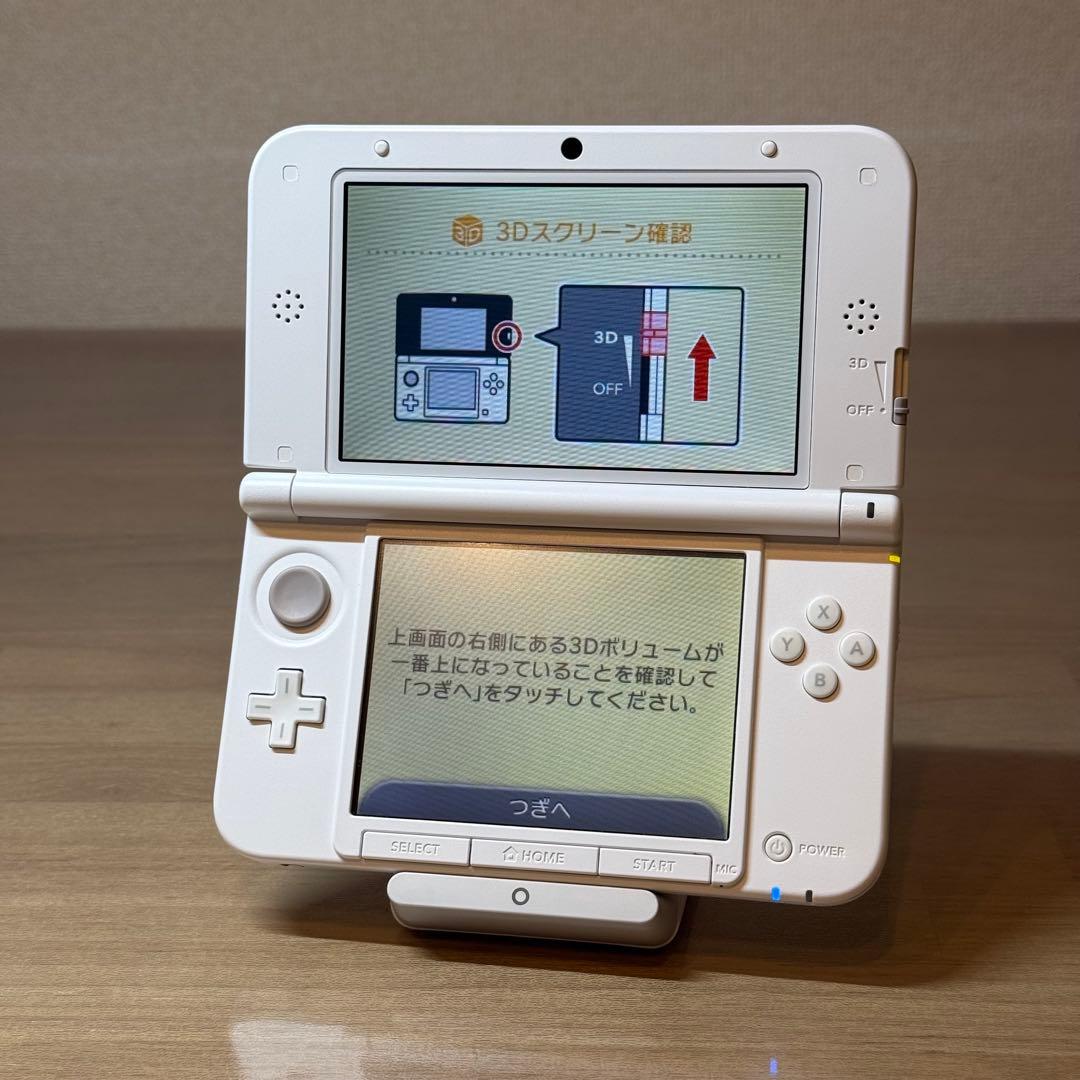3-206 【極美品】ニンテンドー3DS LL ホワイト