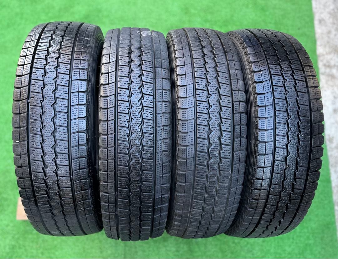 195/80 R15、DUNLOP WINTER MAXX、2023年