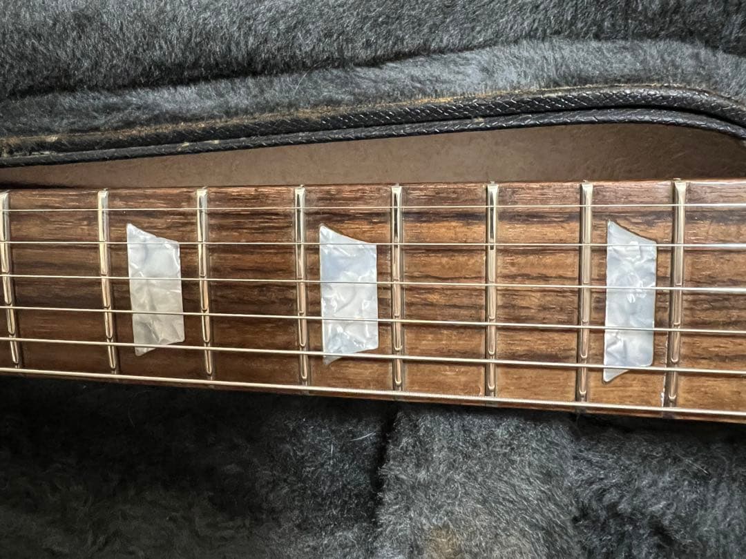 F*h様 Gibson Les Paul studio 03年製 フィギュアドメ