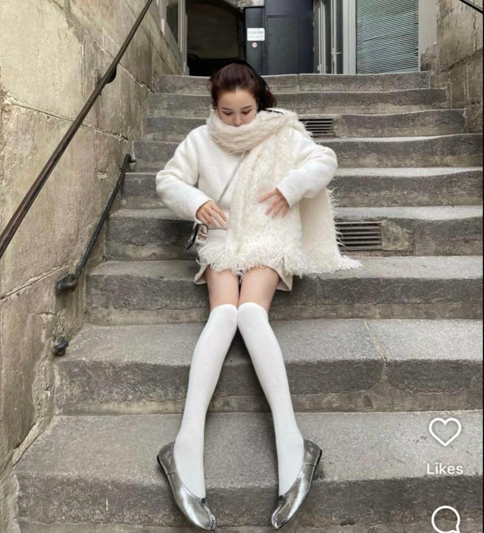 the toe マフラー ホワイト PIGALLE SHAGGY MUFFLER