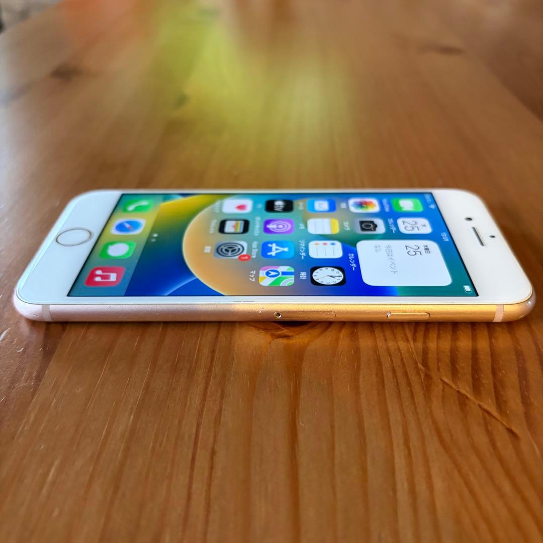 Apple iPhone 8 ゴールド 本体