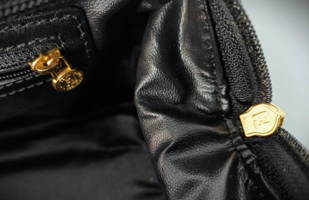 FENDI 黒　ミニボストンバッグ　ハンドバッグ　ショルダーバッグ　2way