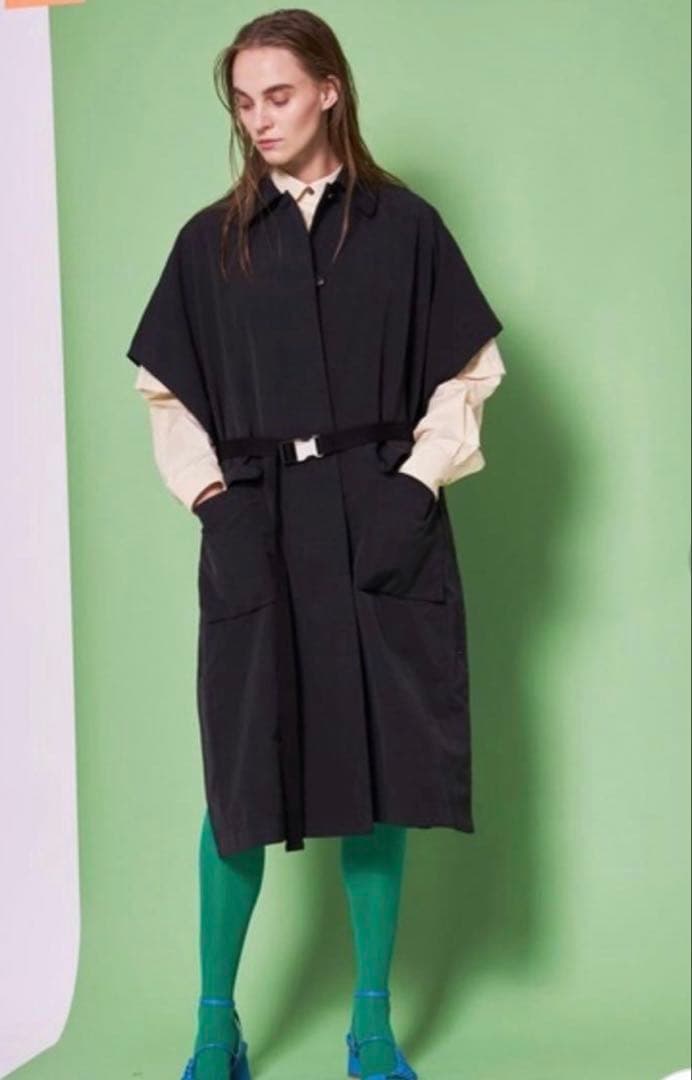 【格安】完売品　MAISON SPECIAL サイドスリットオーバーケープコート